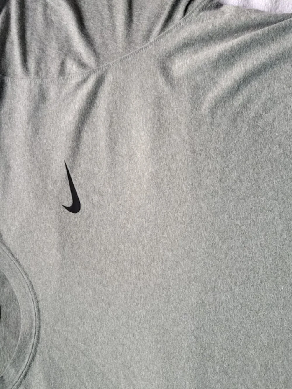 Nike Dri-FIT Men's Performance T-Shirt Size XXL Light Gray